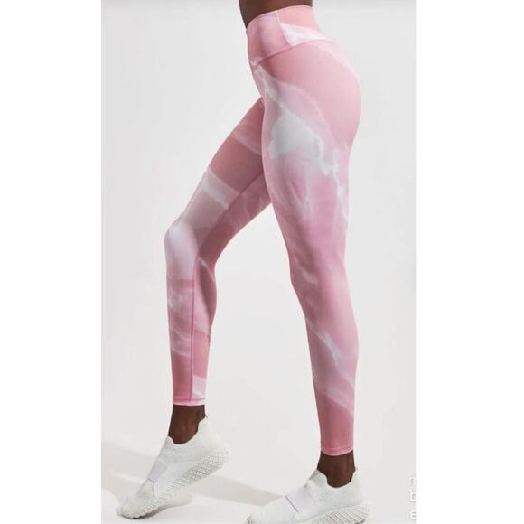New ~ BUFFBUNNY ~ Rose Rebel Leggings Size XL High waist/ No front seam SALE - Picture 2 of 10